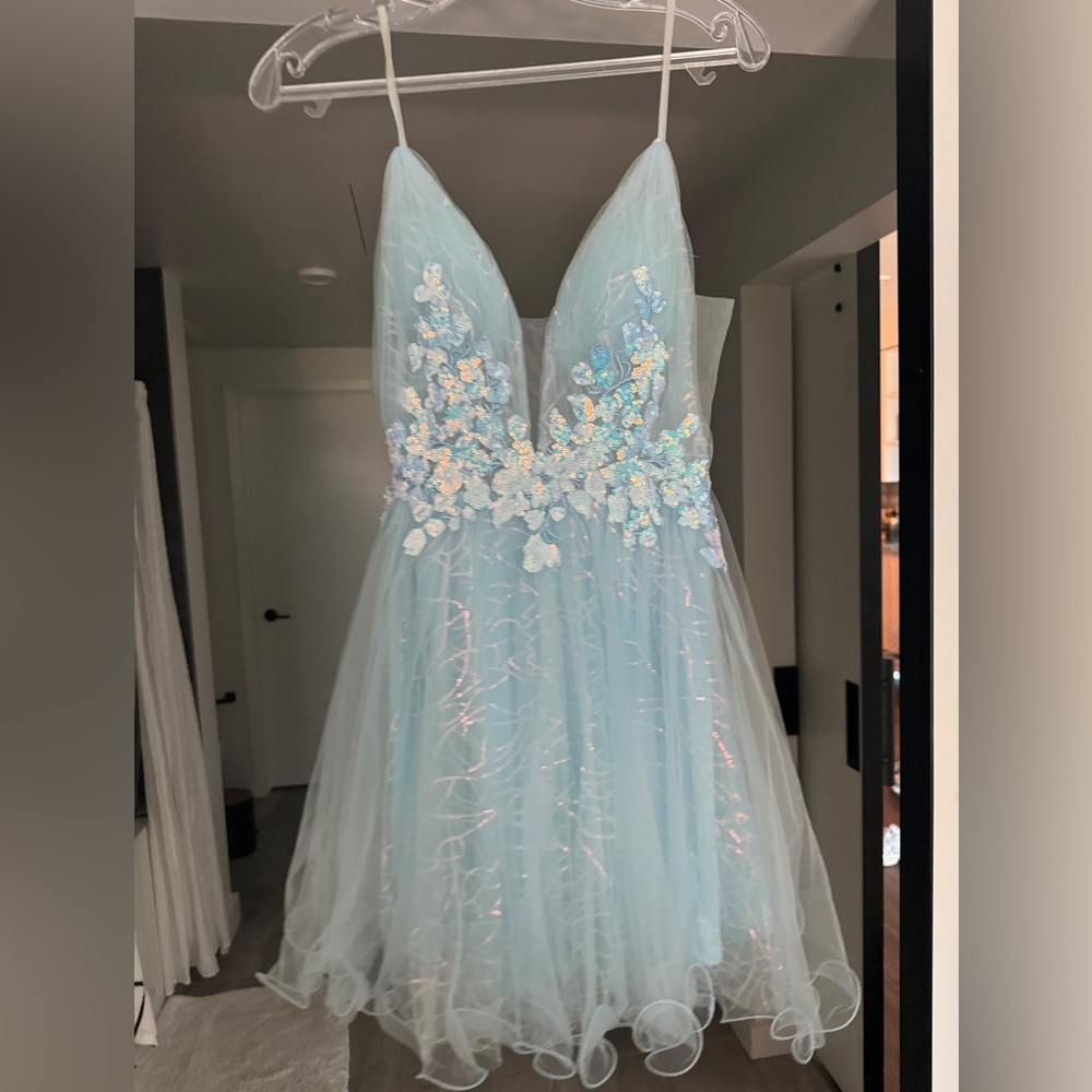 JVN by Jovani size 0 blue prom homecoming cocktail dress